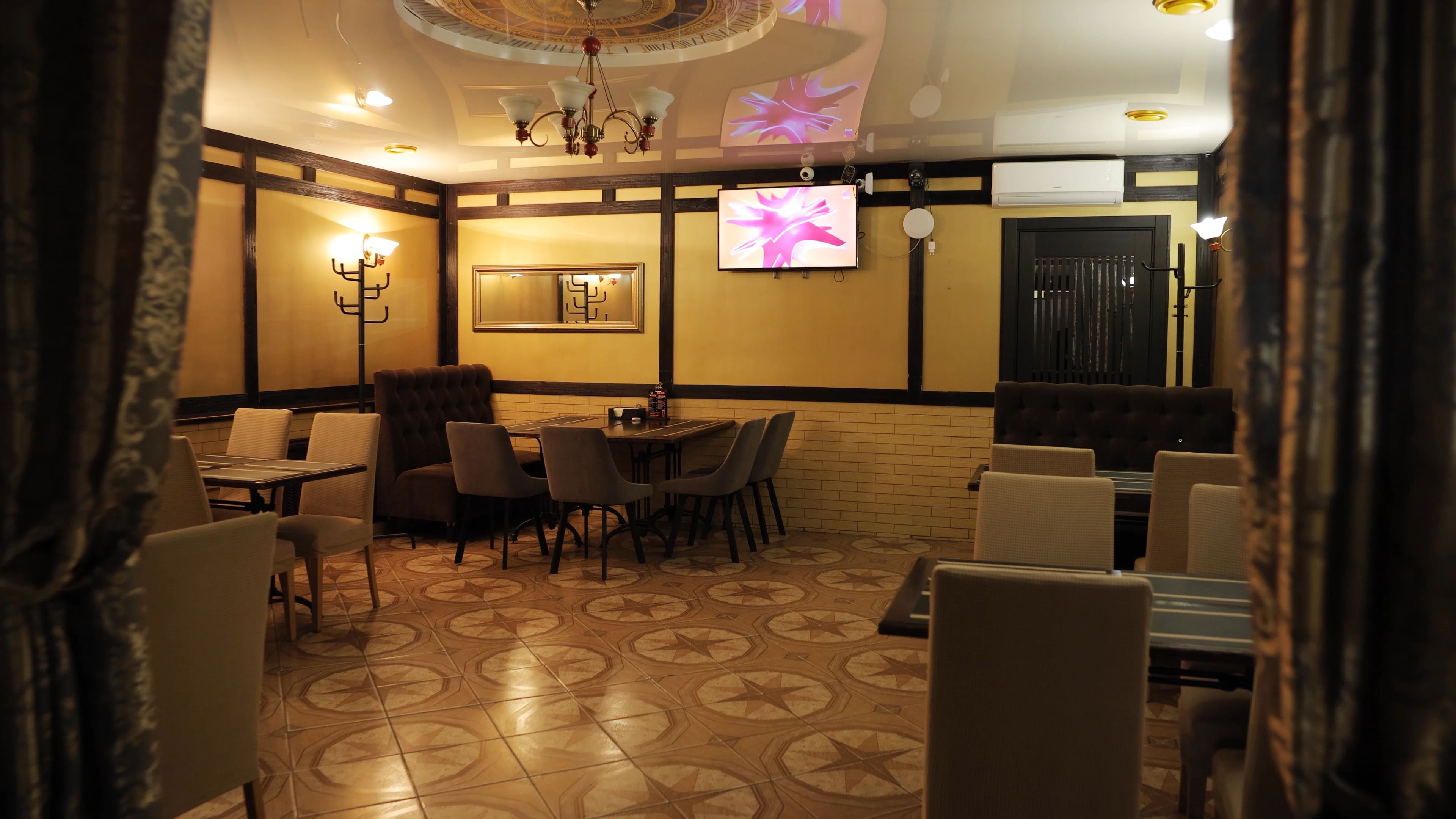 Видео Золотого зала